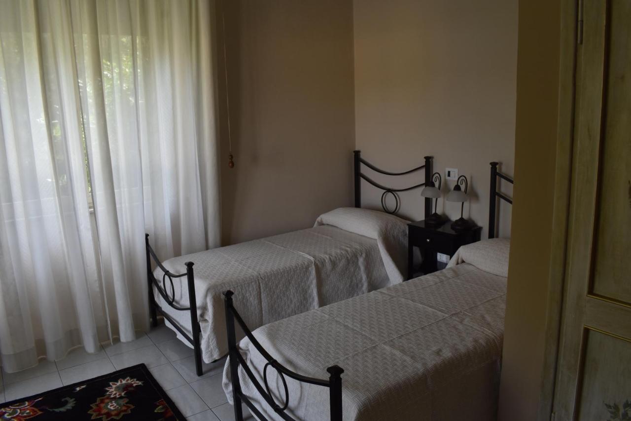 Cospea B&B แตร์นี ภายนอก รูปภาพ