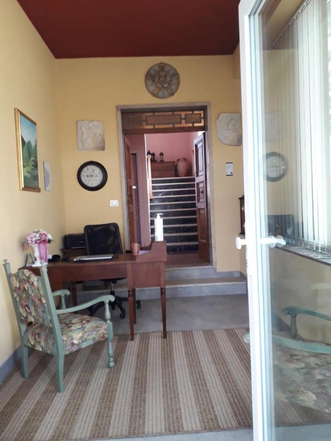 Cospea B&B แตร์นี ภายนอก รูปภาพ